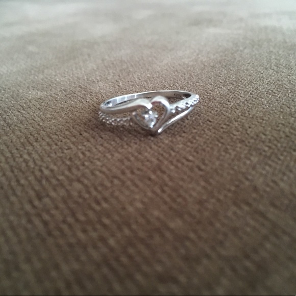 Promise ring - Picture 4 of 4